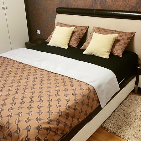 Apartman Jana Бієліна Екстер'єр фото